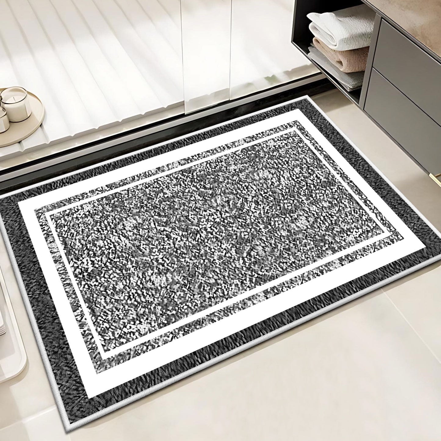TECHVIDA Bathroom Rugs,Non-Slip Ultra Soft Bath Mat,Soft Absorbent Bathroom Rug and Bath Mat,Machine Washable,(18"x26",Black and White)